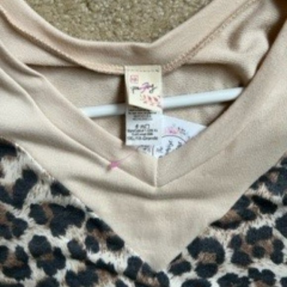NWT Boutique Short Sleeve - Picture 3 of 3